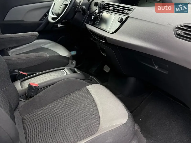 Citroen C4 Picasso 2015 VIN VF73EBHZTFJ859929 фото оголошення 32 з 66