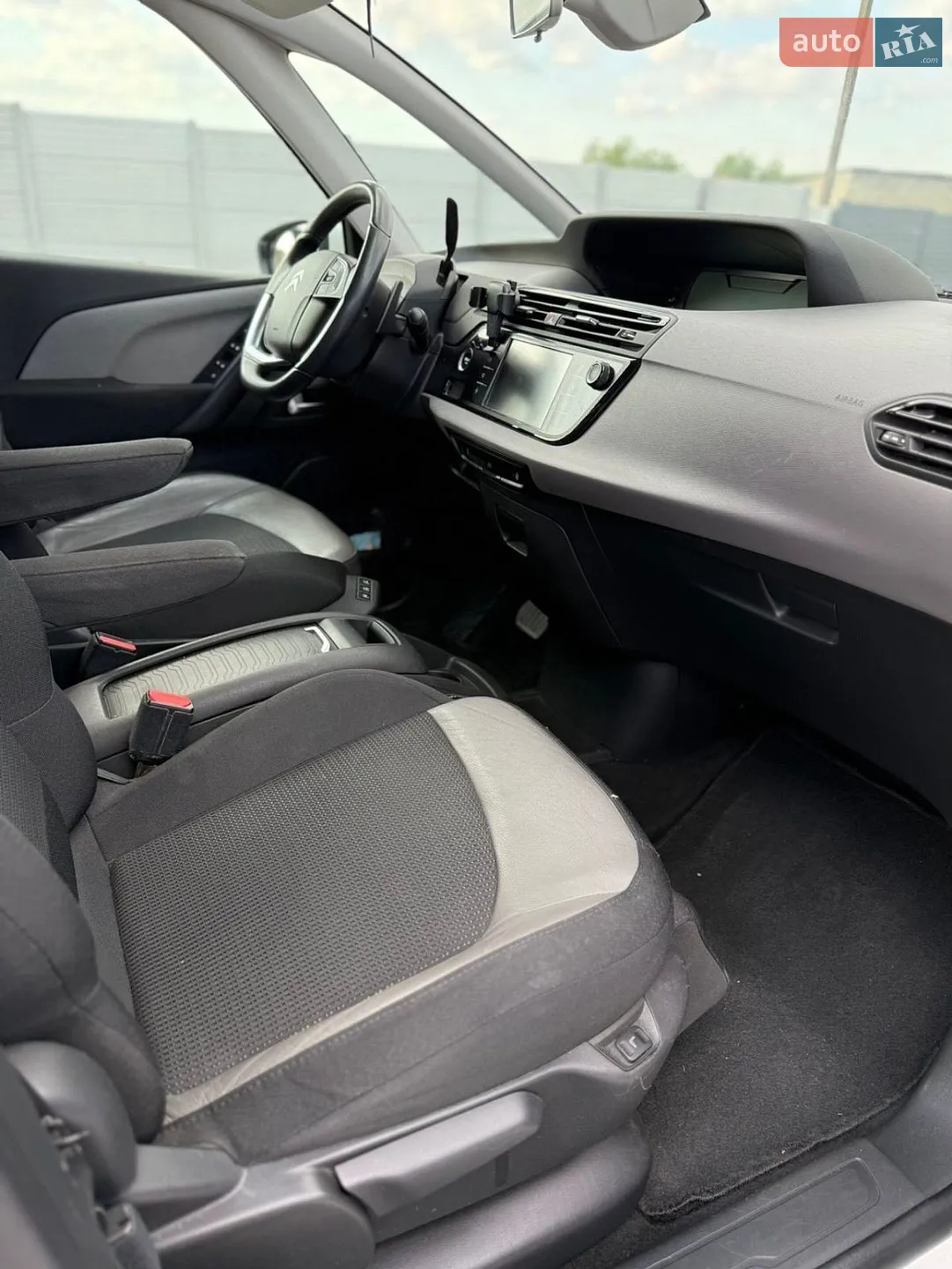 2015 Citroen C4 Picasso - мініатюра 32