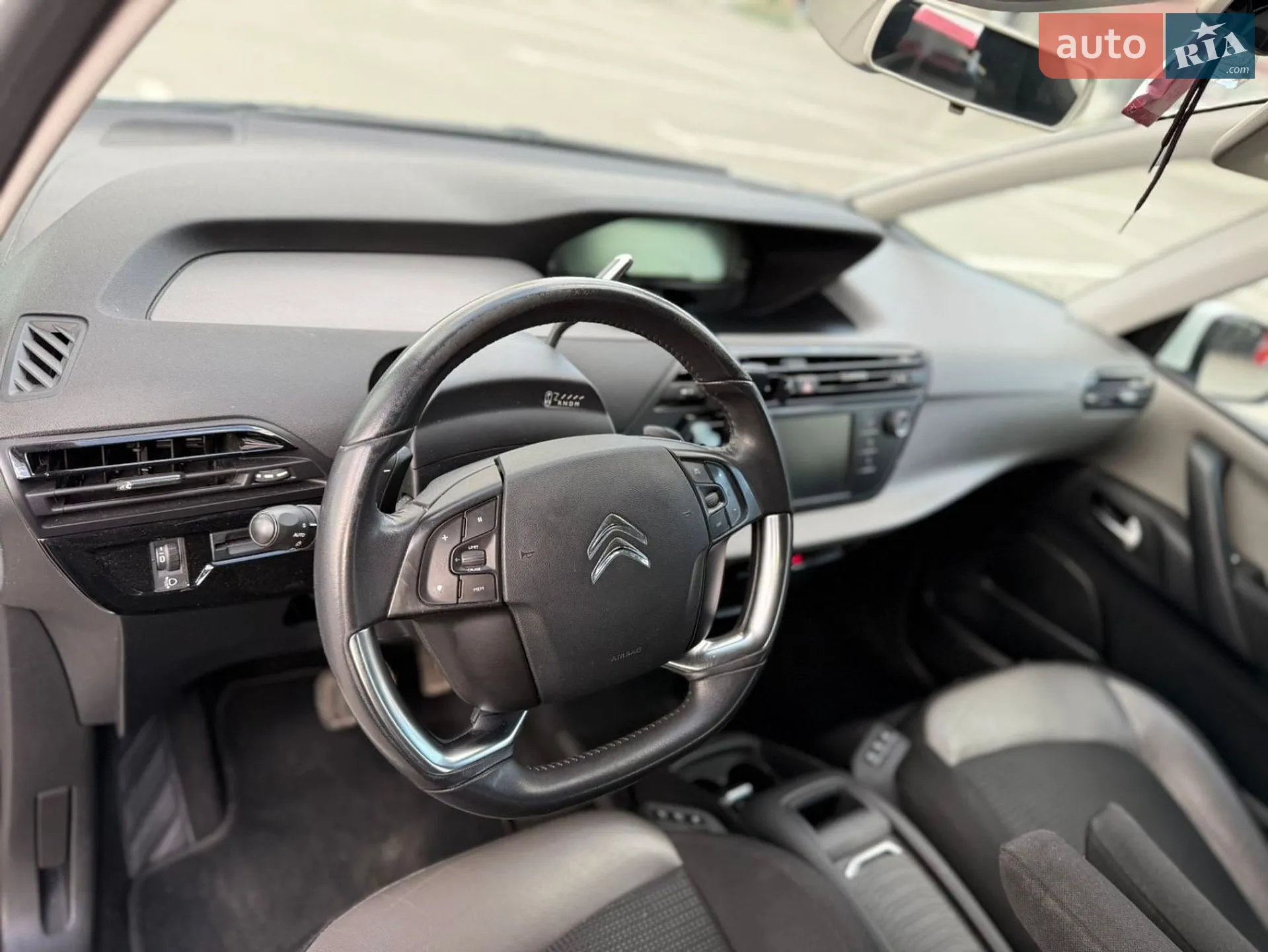2015 Citroen C4 Picasso - мініатюра 36