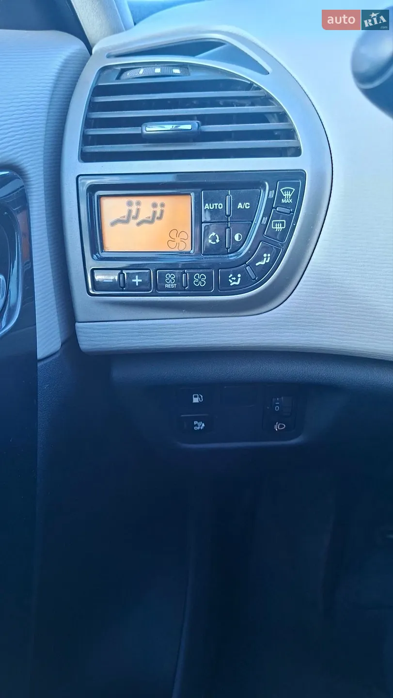 2013 Citroen C4 Picasso - мініатюра 29