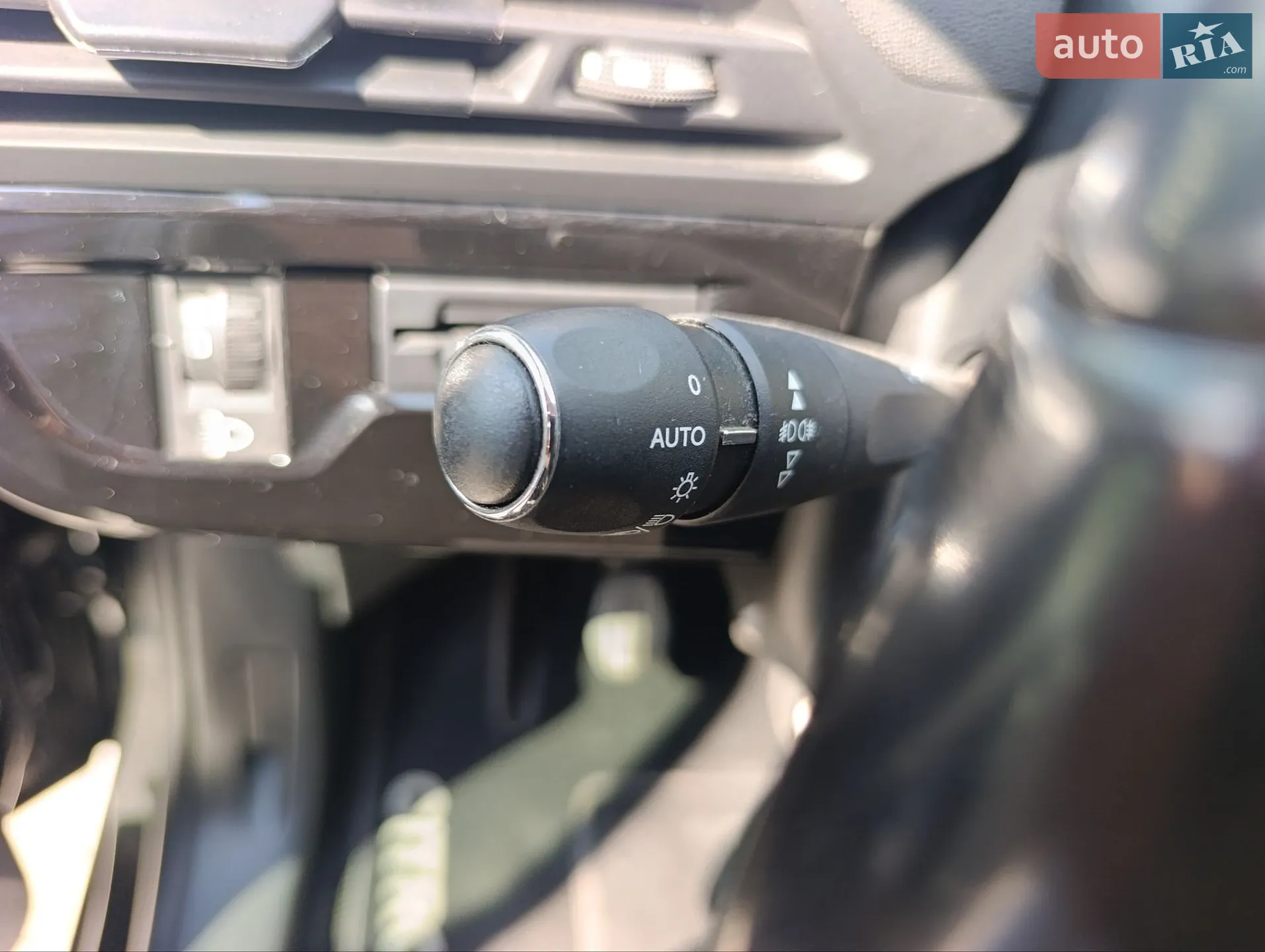 2013 Citroen C4 Picasso - мініатюра 16
