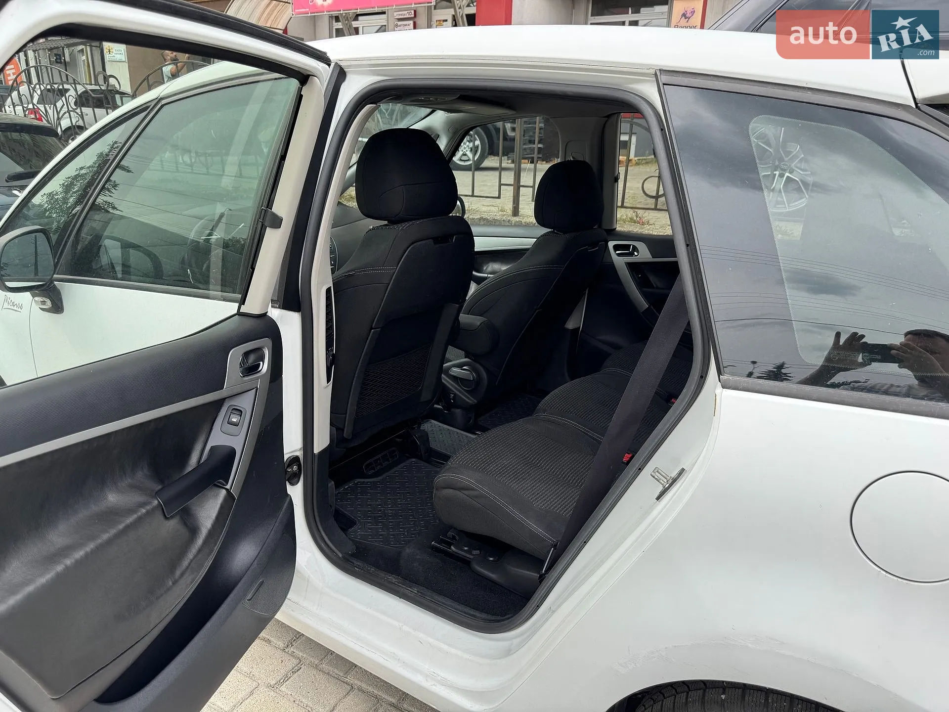 2011 Citroen C4 Picasso - мініатюра 11