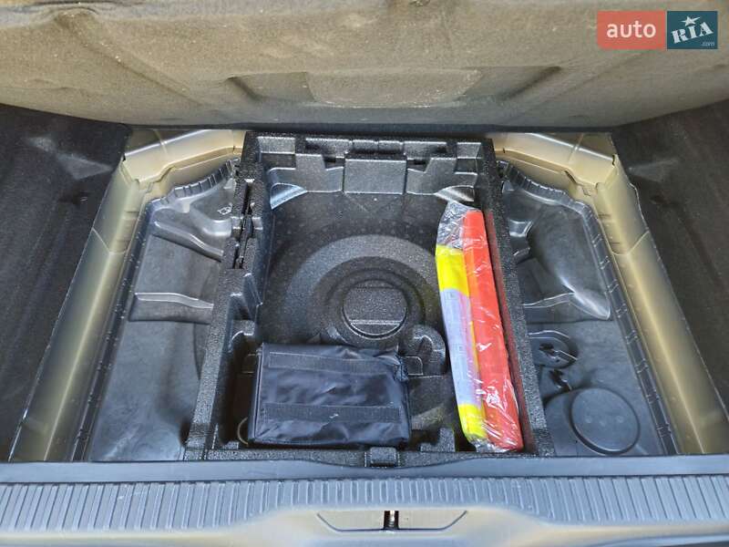 Минивэн Citroen C4 SpaceTourer 2020 в Новояворовске