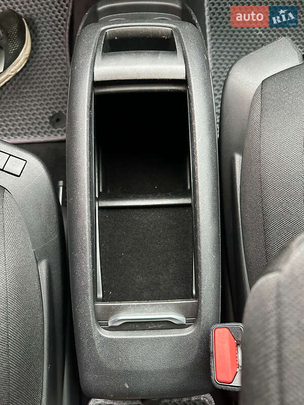 Мінівен Citroen C4 SpaceTourer 2020 в Коростені фото 24 Мінівен Citroen C4 SpaceTourer 2020 в Коростені