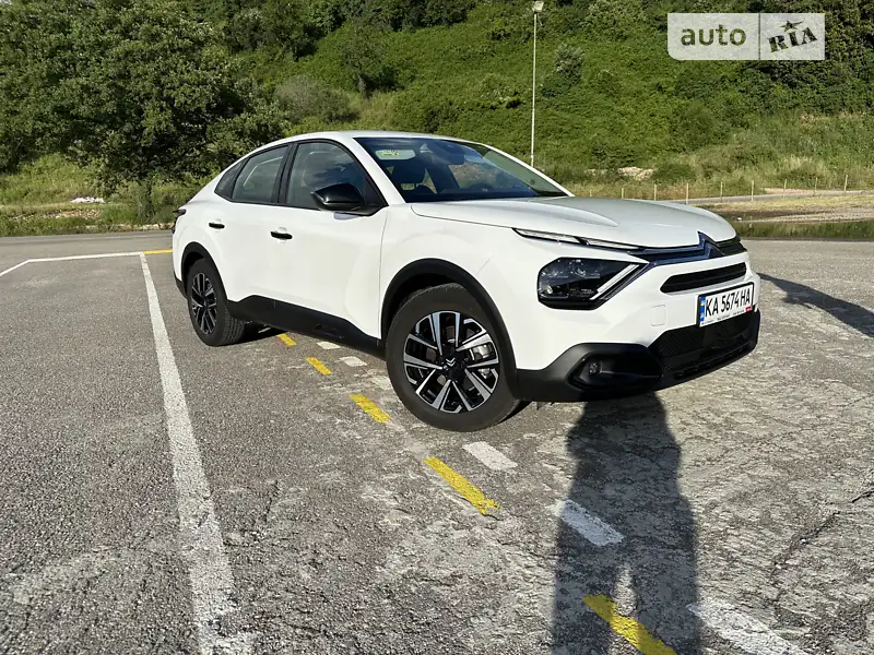Citroen C4 X 2023
