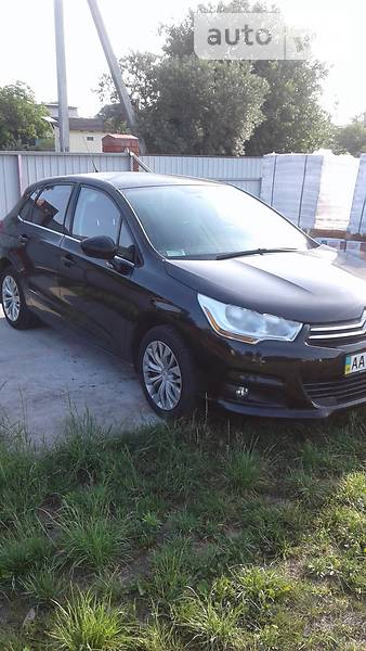 Хэтчбек Citroen C4 2012 в Киеве