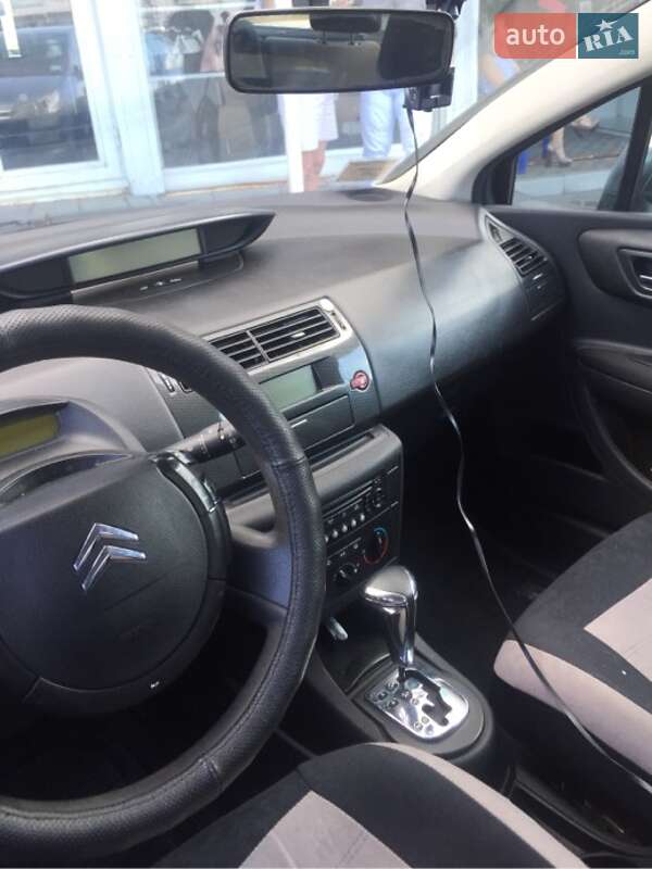 Хэтчбек Citroen C4 2006 в Киеве фото 3 Хэтчбек Citroen C4 2006 в Киеве