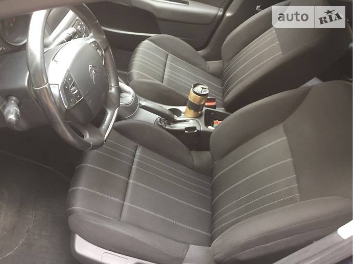 Хетчбек Citroen C4 2013 в Києві фото 4 Хетчбек Citroen C4 2013 в Києві