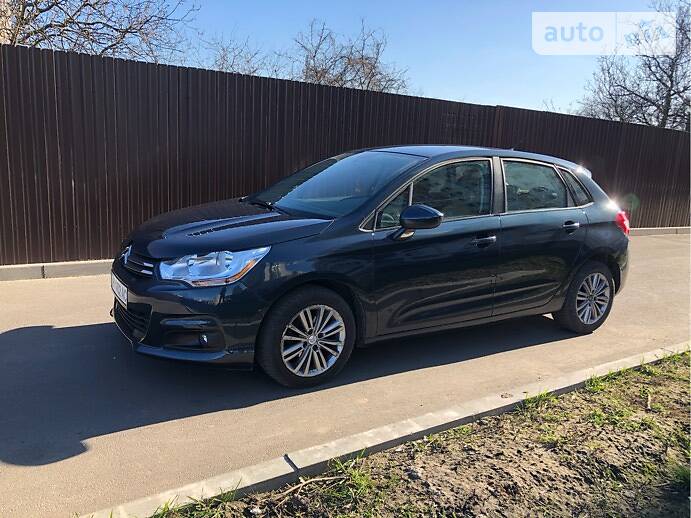 Хетчбек Citroen C4 2013 в Києві фото 14 Хетчбек Citroen C4 2013 в Києві