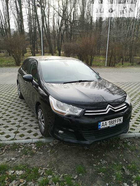 Хэтчбек Citroen C4 2011 в Киеве