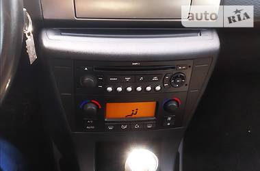 Хетчбек Citroen C4 2009 в 