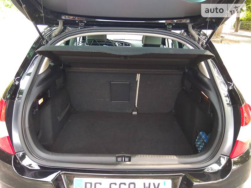 Хетчбек Citroen C4 2011 в Тернополі фото 17 Хетчбек Citroen C4 2011 в Тернополі