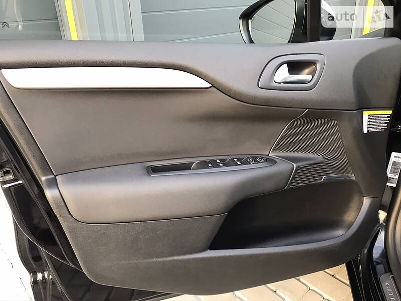 Хэтчбек Citroen C4 2011 в Виннице