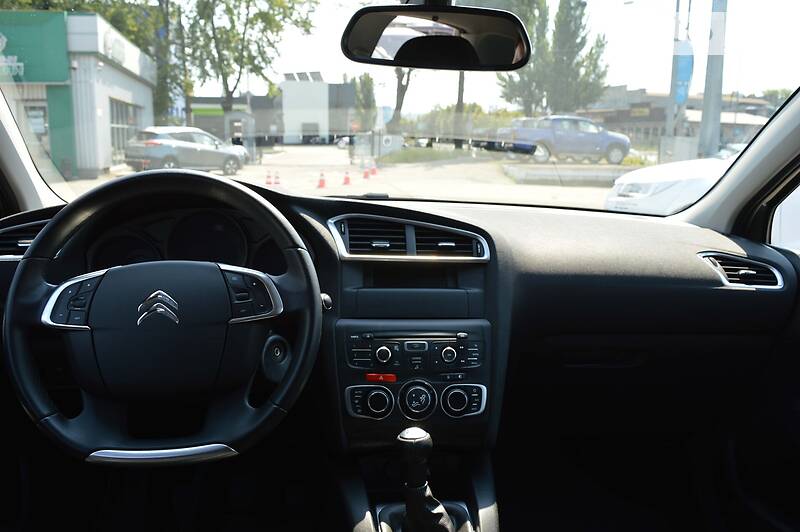 Хетчбек Citroen C4 2017 в Києві фото 9 Хетчбек Citroen C4 2017 в Києві