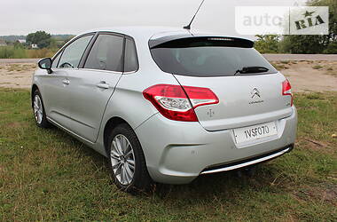 Хэтчбек Citroen C4 2012 в Емильчине