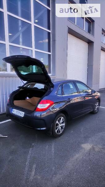 Хэтчбек Citroen C4 2012 в Киеве