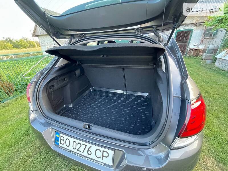 Хэтчбек Citroen C4 2017 в Ивано-Франковске фото 12 Хэтчбек Citroen C4 2017 в Ивано-Франковске