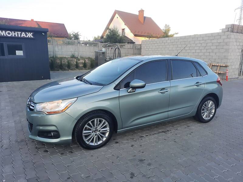 Хэтчбек Citroen C4 2011 в Яворове