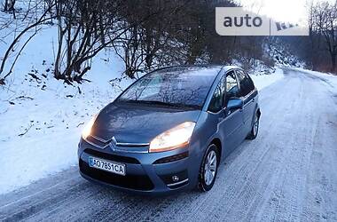 Хэтчбек Citroen C4 2008 в Поляне