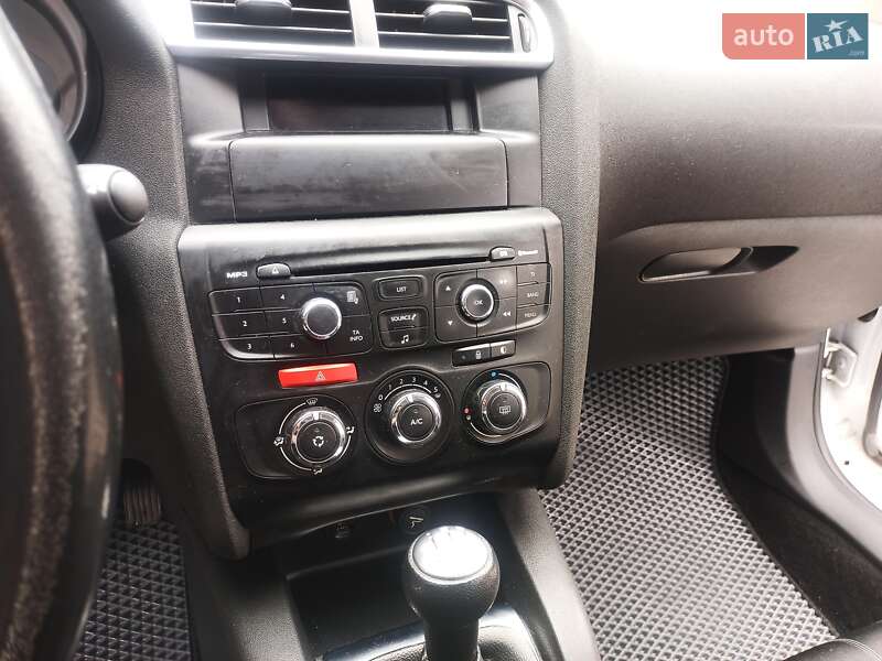 Хэтчбек Citroen C4 2017 в Львове