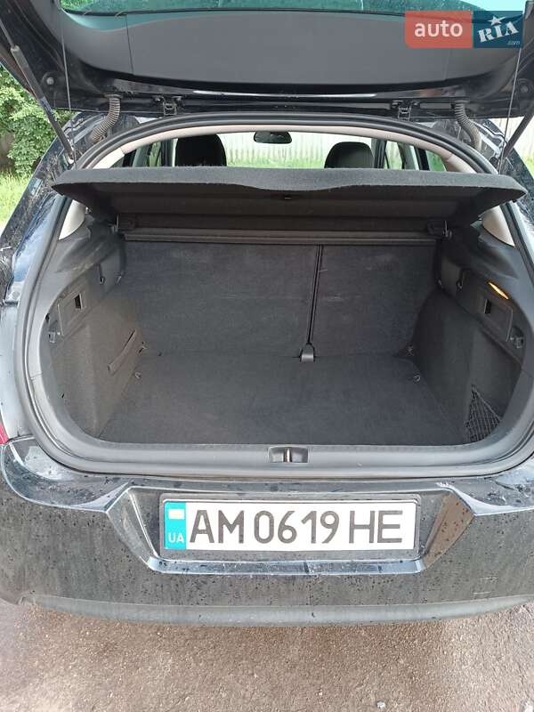Хетчбек Citroen C4 2013 в Романіву
