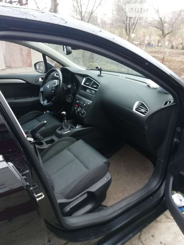 Хэтчбек Citroen C4 2011 в Новом Роздоле фото 11 Хэтчбек Citroen C4 2011 в Новом Роздоле