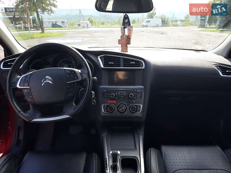 Хэтчбек Citroen C4 2013 в Тячеве