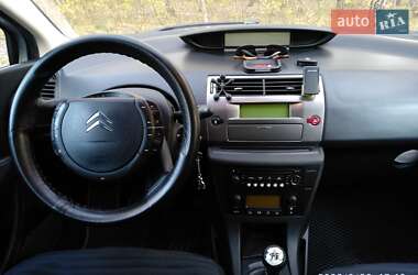 Хэтчбек Citroen C4 2010 в Краснограде