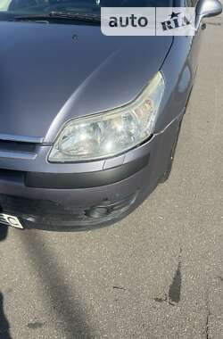 Хэтчбек Citroen C4 2005 в 