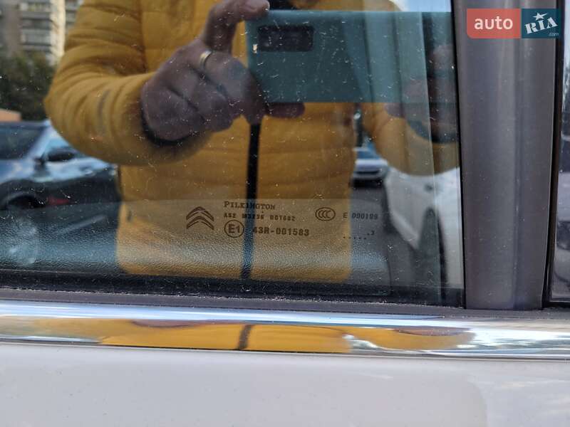 Хетчбек Citroen C4 2013 в Києві