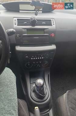Хэтчбек Citroen C4 2005 в 