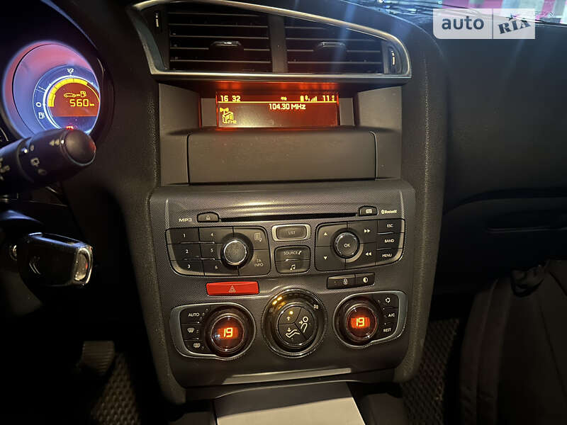 Хэтчбек Citroen C4 2010 в Львове