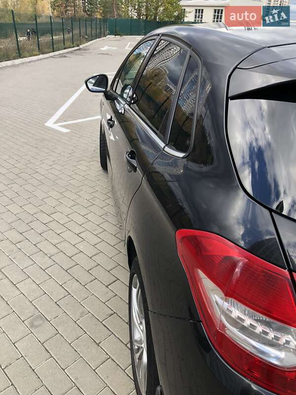 Хэтчбек Citroen C4 2011 в Броварах