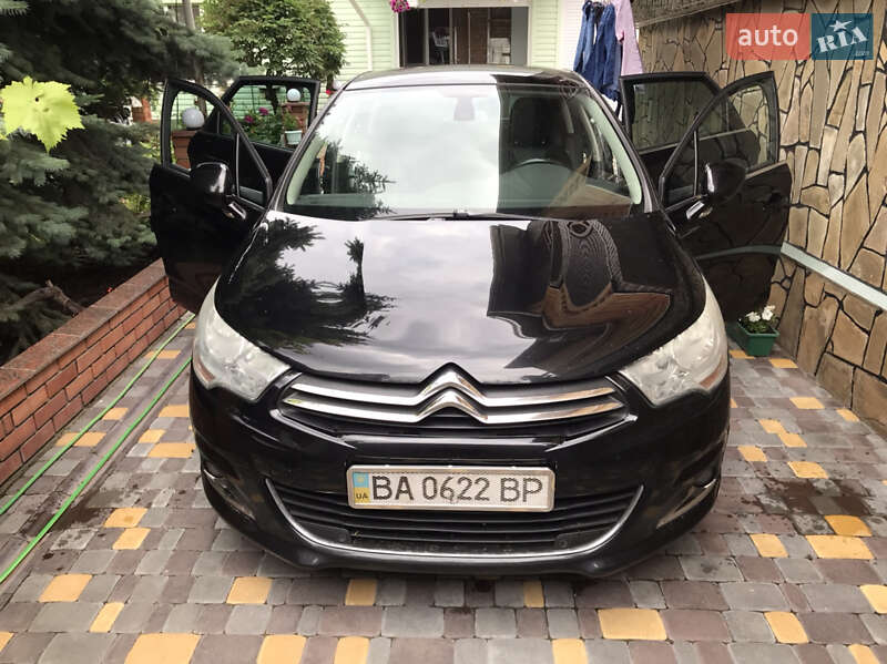 Хэтчбек Citroen C4 2012 в Кропивницком