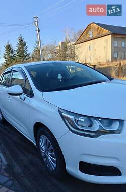 Хэтчбек Citroen C4 2015 в Снятине