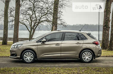 Хэтчбек Citroen C4 2015 в Киеве