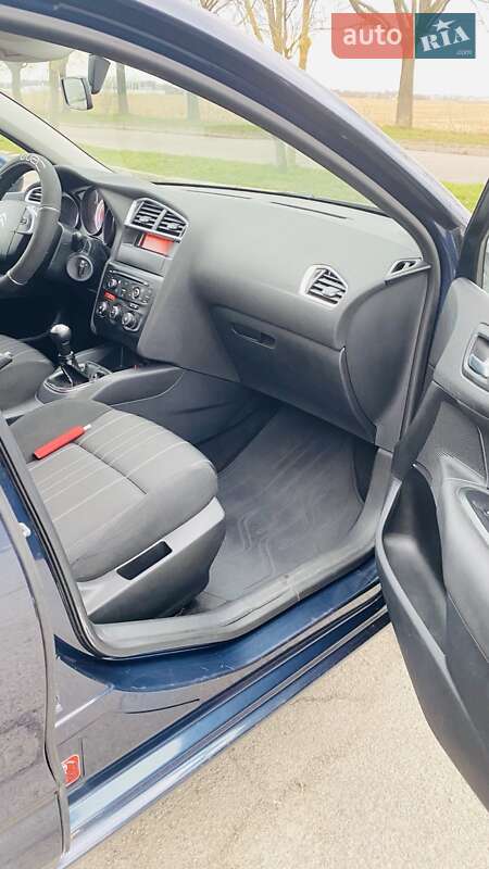 Хетчбек Citroen C4 2011 в Володимирі фото 12 Хетчбек Citroen C4 2011 в Володимирі