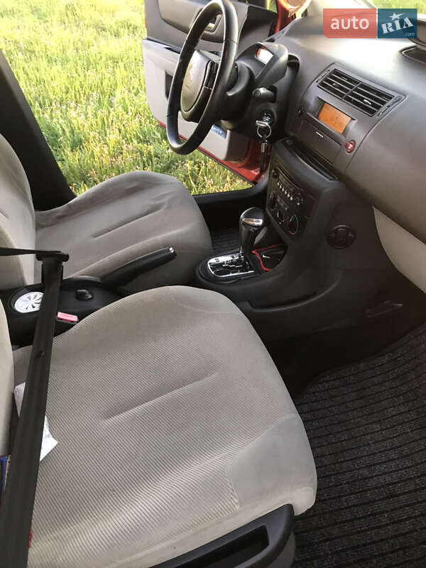 Хетчбек Citroen C4 2006 в Одесі фото 32 Хетчбек Citroen C4 2006 в Одесі