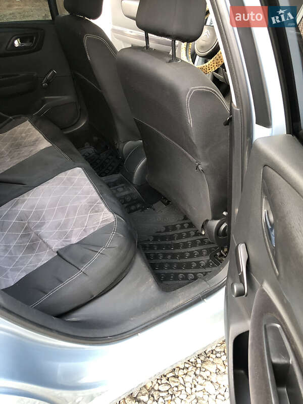 Хетчбек Citroen C4 2006 в Шпикові