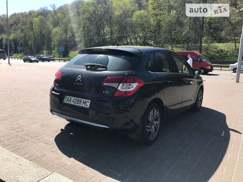 Хетчбек Citroen C4 2012 в Києві