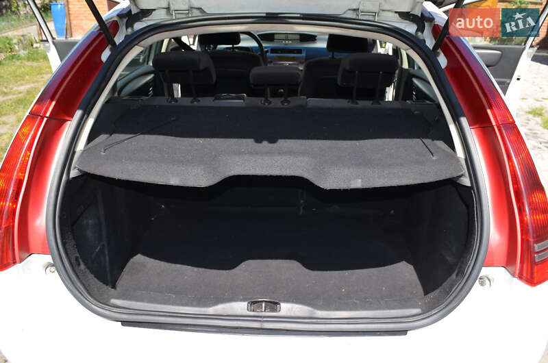 Хетчбек Citroen C4 2010 в Славуті