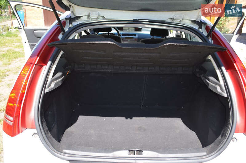 Хетчбек Citroen C4 2010 в Славуті