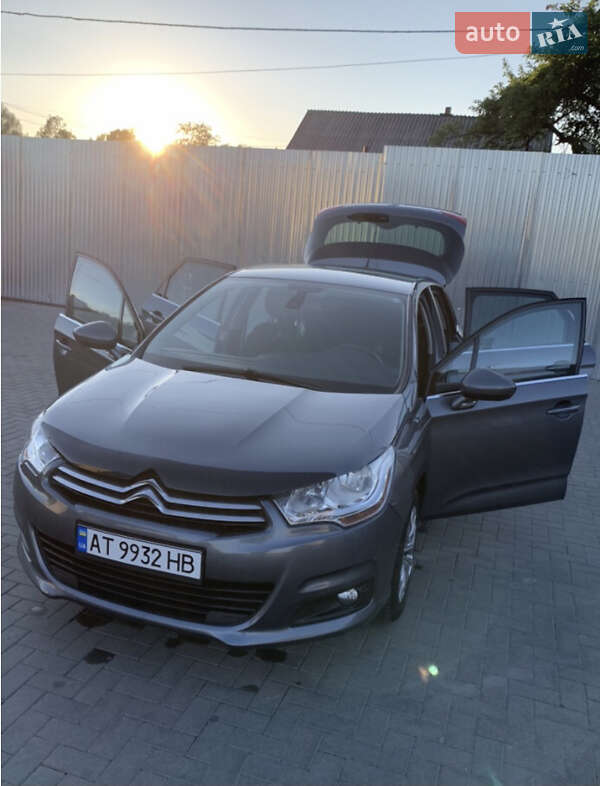 Хэтчбек Citroen C4 2011 в Ивано-Франковске фото 28 Хэтчбек Citroen C4 2011 в Ивано-Франковске