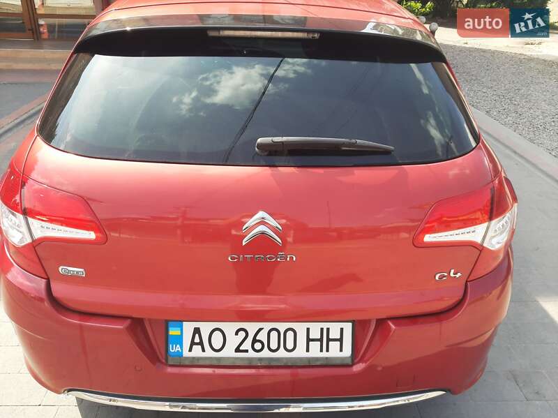 Хэтчбек Citroen C4 2013 в Тячеве