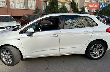 Хетчбек Citroen C4 2012 в 