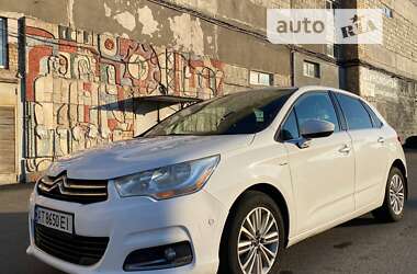 Хэтчбек Citroen C4 2012 в Петропавловской Борщаговке