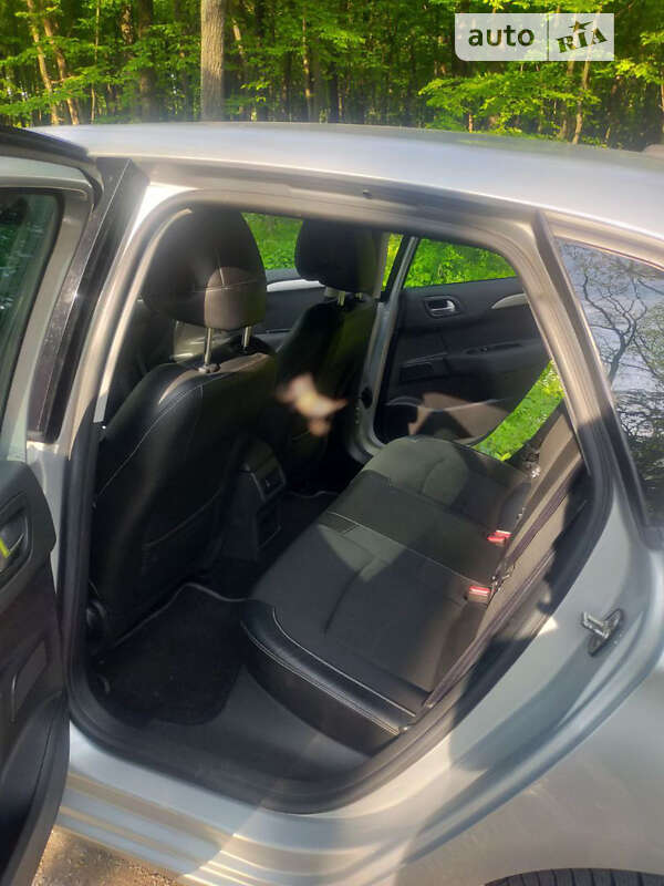 Хетчбек Citroen C4 2012 в Луцьку