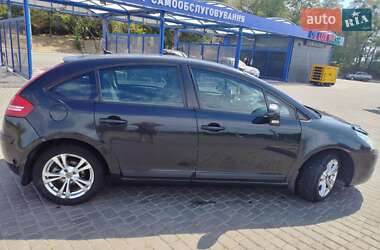 Хэтчбек Citroen C4 2006 в 