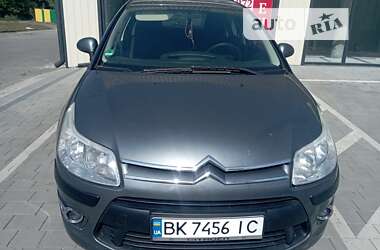 Хетчбек Citroen C4 2008 в Дубні