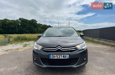 Хэтчбек Citroen C4 2013 в 